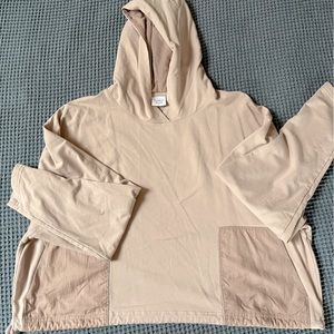 Outdoor Voices beach tree Hooded Pullover size M